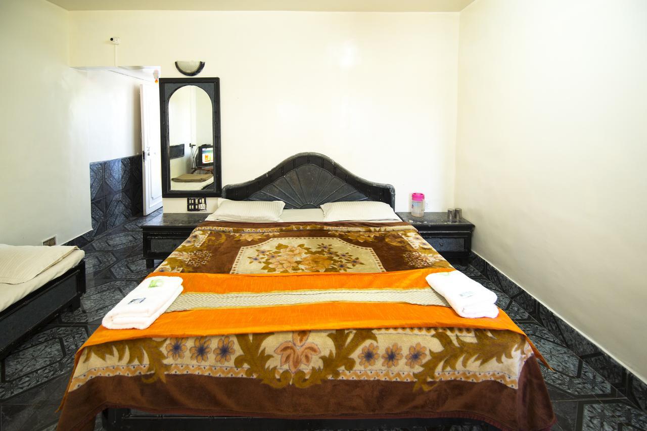 Hotel Rahil International マハバレシュワール エクステリア 写真